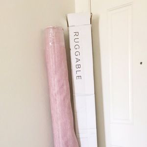 Pink washable ruggable rug 8x10